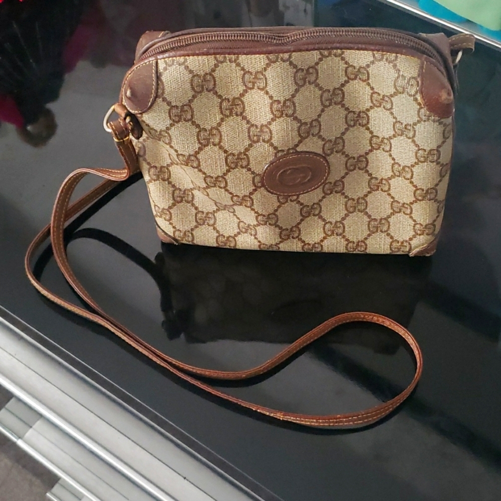 Gucci vintage crossbody